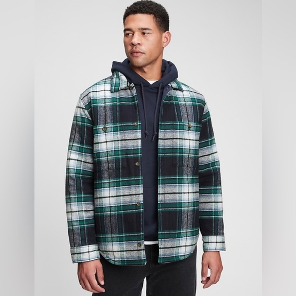 GAP-Plaid Quilted Shirt Jacket🎄 - Picture 2 of 8